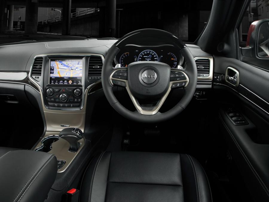  Jeep Grand Cherokee Overland 2013 года  (AU) (фото 6 из 7)